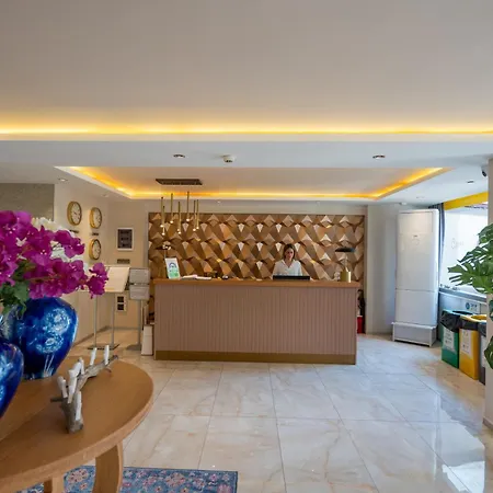 Fifty5 Hotel 3*