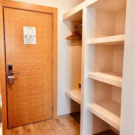 Fifty5 מלון מרמריס